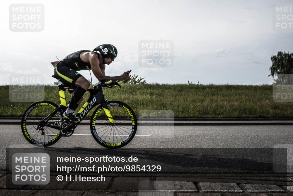 21.06.2026 - 29. Vierlanden-Triathlon H.Heesch http://msf.ph/oto/9854329 21.06.2026 08:56:37 Radfahren 131 meine-sportfotos.de