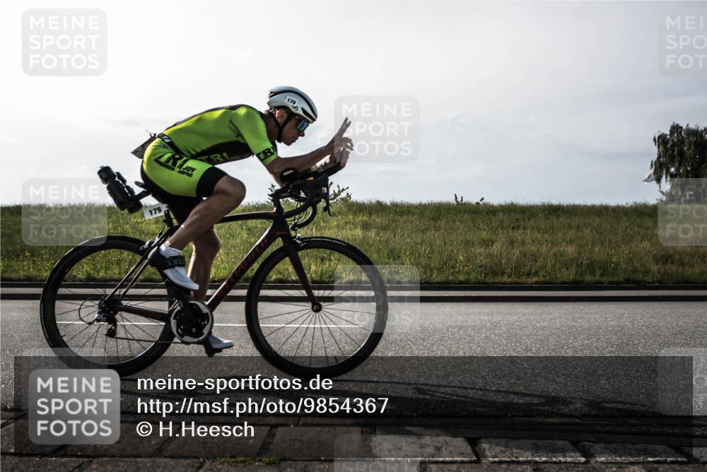 21.06.2026 - 29. Vierlanden-Triathlon H.Heesch http://msf.ph/oto/9854367 21.06.2026 09:00:17 Radfahren 163, 179, 180 meine-sportfotos.de