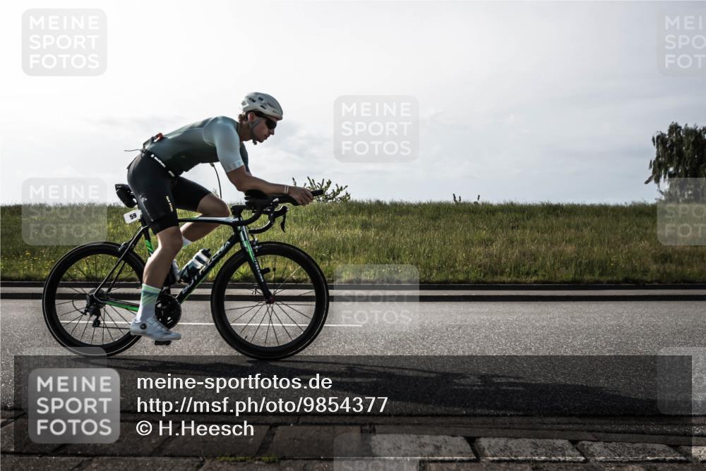 21.06.2026 - 29. Vierlanden-Triathlon H.Heesch http://msf.ph/oto/9854377 21.06.2026 09:01:12 Radfahren 59 meine-sportfotos.de