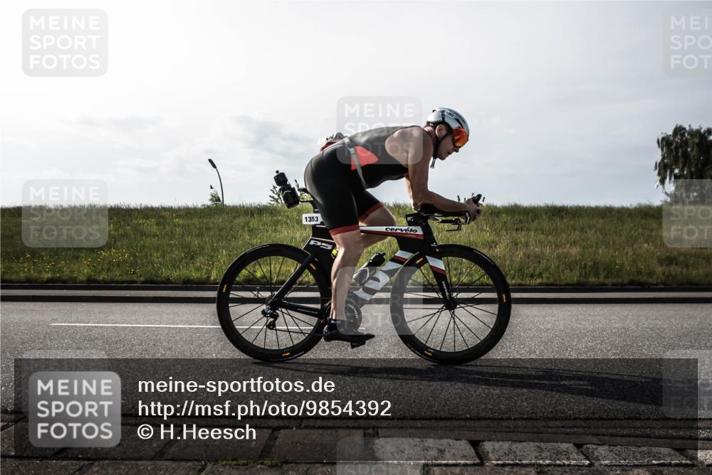 21.06.2026 - 29. Vierlanden-Triathlon H.Heesch http://msf.ph/oto/9854392 21.06.2026 09:02:06 Radfahren 204, 1353 meine-sportfotos.de