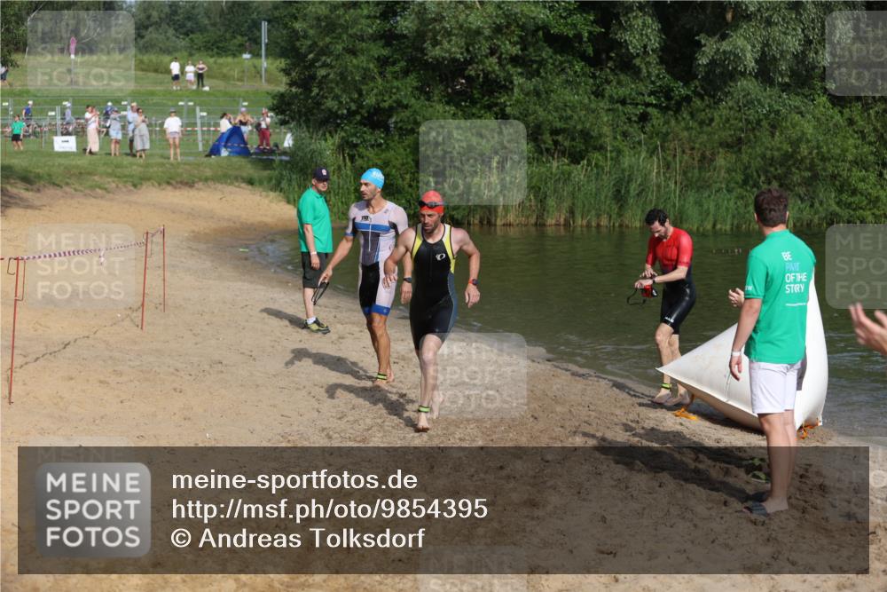 21.06.2026 - 29. Vierlanden-Triathlon Andreas Tolksdorf http://msf.ph/oto/9854395 21.06.2026 08:47:56 Schwimmen 118, 130, 136, 175 meine-sportfotos.de