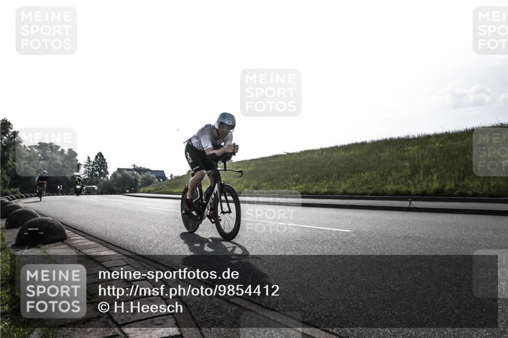 21.06.2026 - 29. Vierlanden-Triathlon H.Heesch http://msf.ph/oto/9854412 21.06.2026 08:52:09 Radfahren 27, 38, 42 meine-sportfotos.de