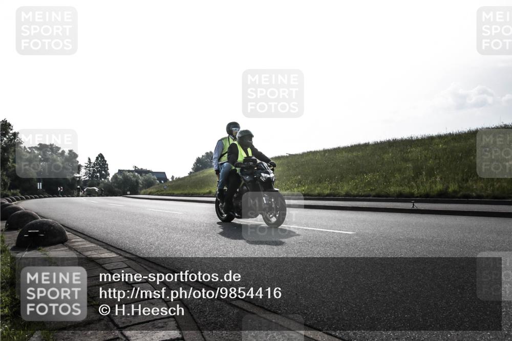 21.06.2026 - 29. Vierlanden-Triathlon H.Heesch http://msf.ph/oto/9854416 21.06.2026 08:52:13 Radfahren 27, 38 meine-sportfotos.de