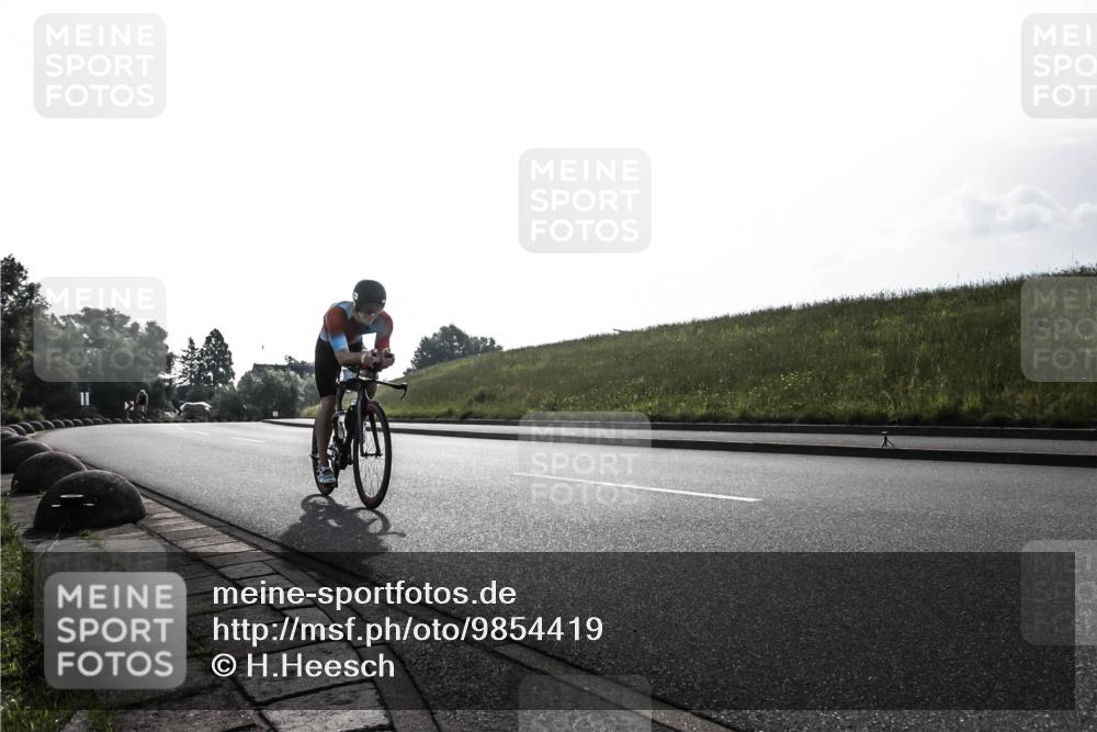 21.06.2026 - 29. Vierlanden-Triathlon H.Heesch http://msf.ph/oto/9854419 21.06.2026 08:52:21 Radfahren 99, 197 meine-sportfotos.de