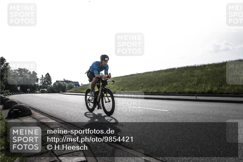 21.06.2026 - 29. Vierlanden-Triathlon H.Heesch http://msf.ph/oto/9854421 21.06.2026 08:52:30 Radfahren 108 meine-sportfotos.de