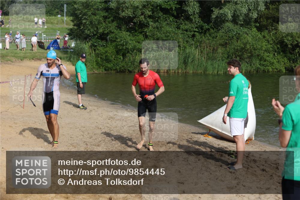 21.06.2026 - 29. Vierlanden-Triathlon Andreas Tolksdorf http://msf.ph/oto/9854445 21.06.2026 08:48:00 Schwimmen 118, 130, 175 meine-sportfotos.de