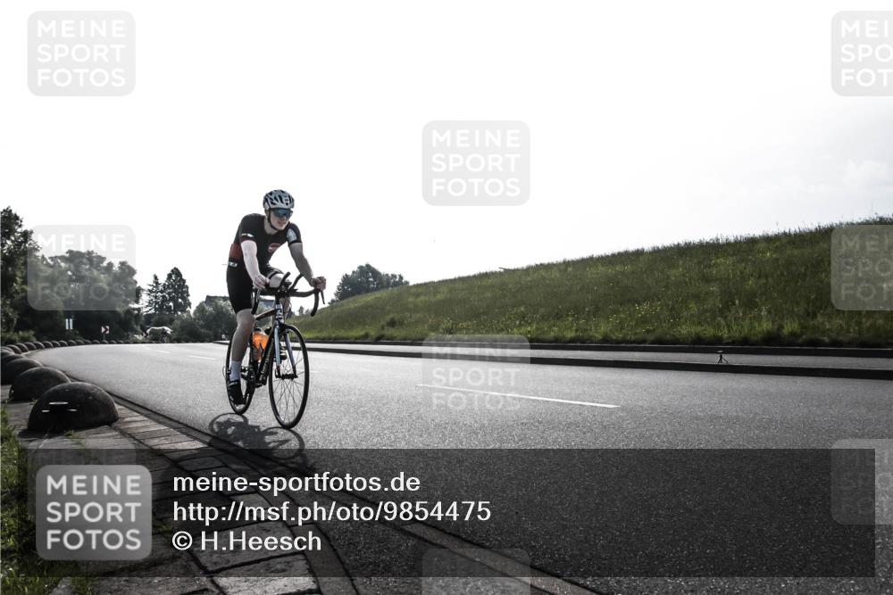21.06.2026 - 29. Vierlanden-Triathlon H.Heesch http://msf.ph/oto/9854475 21.06.2026 08:57:52 Radfahren 89 meine-sportfotos.de