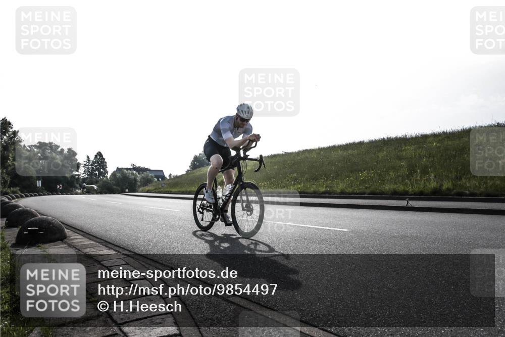 21.06.2026 - 29. Vierlanden-Triathlon H.Heesch http://msf.ph/oto/9854497 21.06.2026 08:59:18 Radfahren 68 meine-sportfotos.de