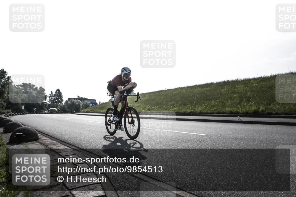 21.06.2026 - 29. Vierlanden-Triathlon H.Heesch http://msf.ph/oto/9854513 21.06.2026 09:00:50 Radfahren 157 meine-sportfotos.de