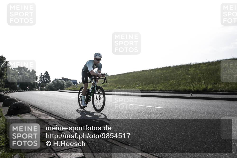 21.06.2026 - 29. Vierlanden-Triathlon H.Heesch http://msf.ph/oto/9854517 21.06.2026 09:01:12 Radfahren 59 meine-sportfotos.de
