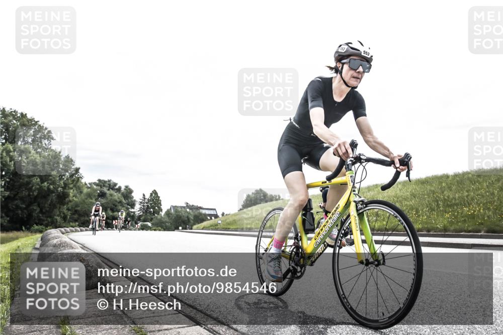 21.06.2026 - 29. Vierlanden-Triathlon H.Heesch http://msf.ph/oto/9854546 21.06.2026 10:28:59 Radfahren 499, 553, 558, 601 meine-sportfotos.de