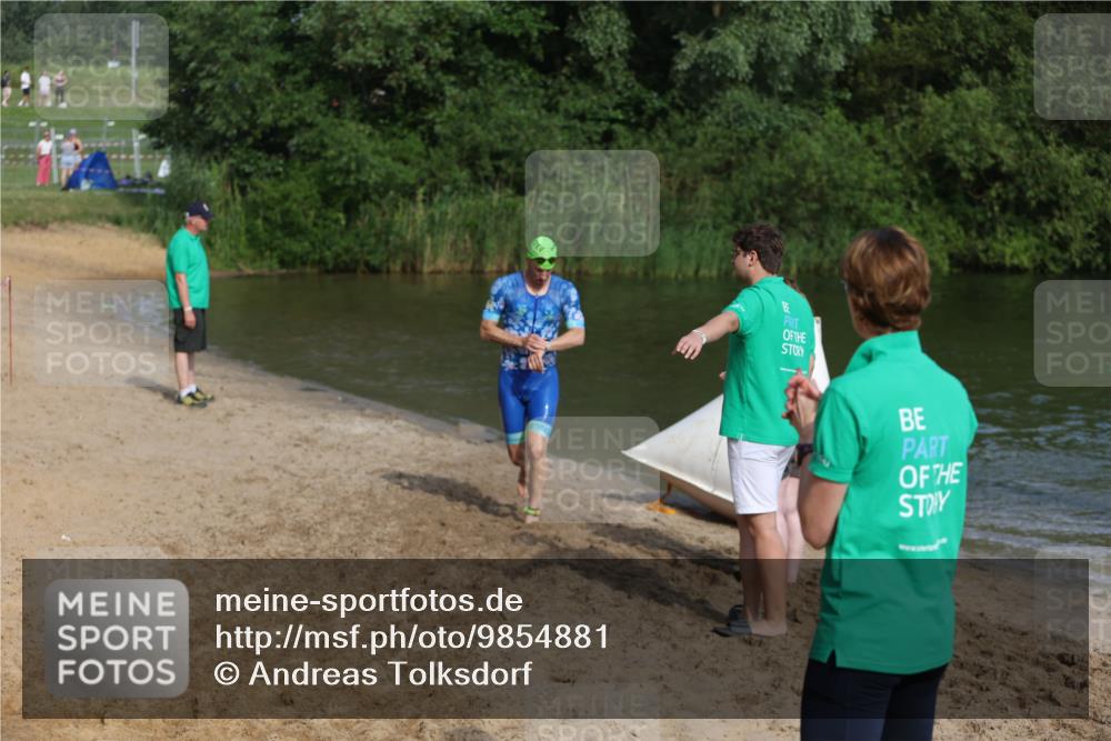 21.06.2026 - 29. Vierlanden-Triathlon Andreas Tolksdorf http://msf.ph/oto/9854881 21.06.2026 08:50:11 Schwimmen 52, 115, 139 meine-sportfotos.de