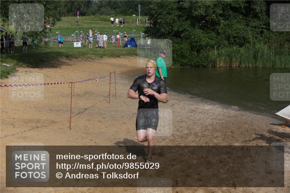 21.06.2026 - 29. Vierlanden-Triathlon Andreas Tolksdorf http://msf.ph/oto/9855029 21.06.2026 08:50:38 Schwimmen 101, 163 meine-sportfotos.de