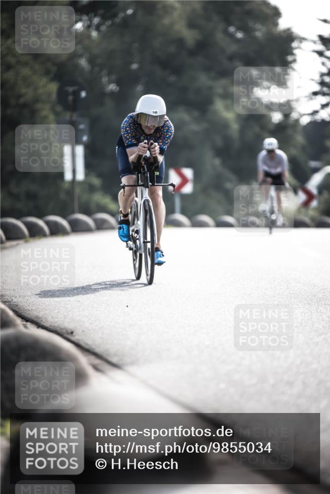 21.06.2026 - 29. Vierlanden-Triathlon H.Heesch http://msf.ph/oto/9855034 21.06.2026 08:50:27 Radfahren 72, 145 meine-sportfotos.de