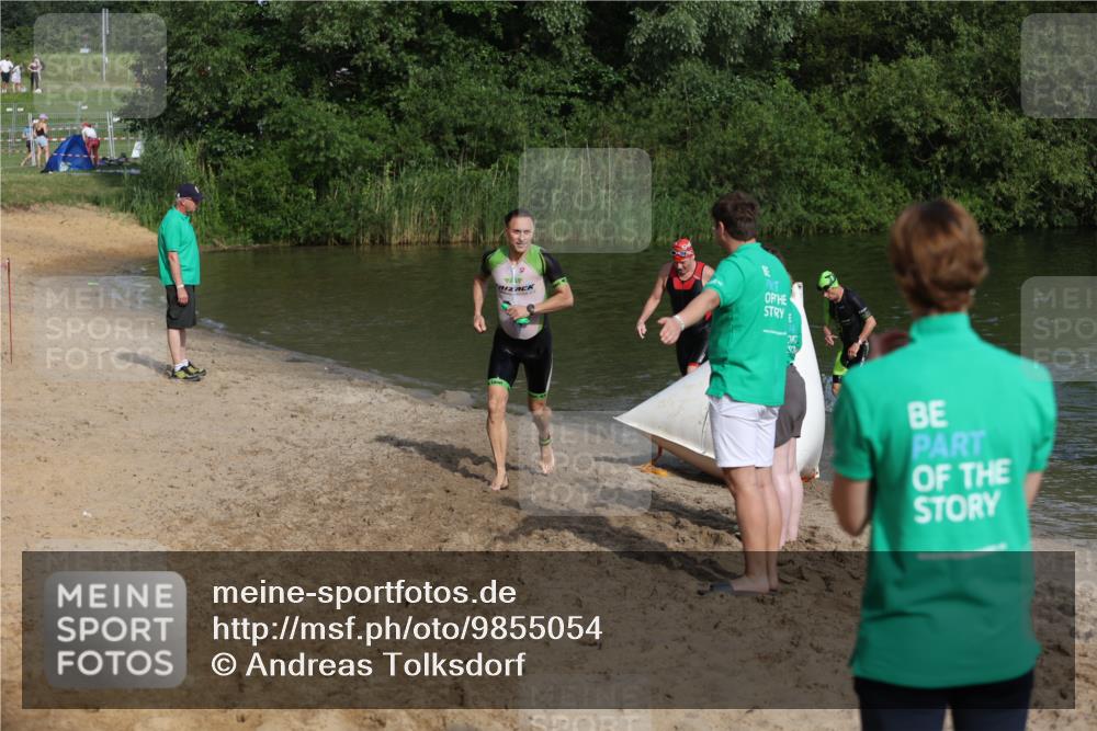 21.06.2026 - 29. Vierlanden-Triathlon Andreas Tolksdorf http://msf.ph/oto/9855054 21.06.2026 08:50:43 Schwimmen 100, 163, 179, 1353 meine-sportfotos.de