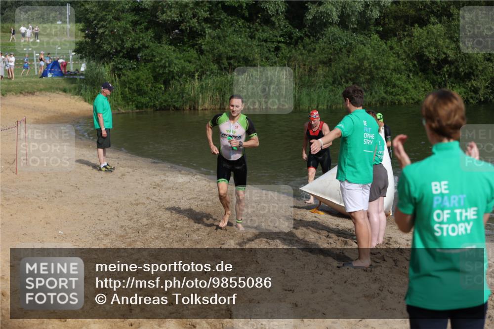21.06.2026 - 29. Vierlanden-Triathlon Andreas Tolksdorf http://msf.ph/oto/9855086 21.06.2026 08:50:44 Schwimmen 100, 163, 179, 1353 meine-sportfotos.de