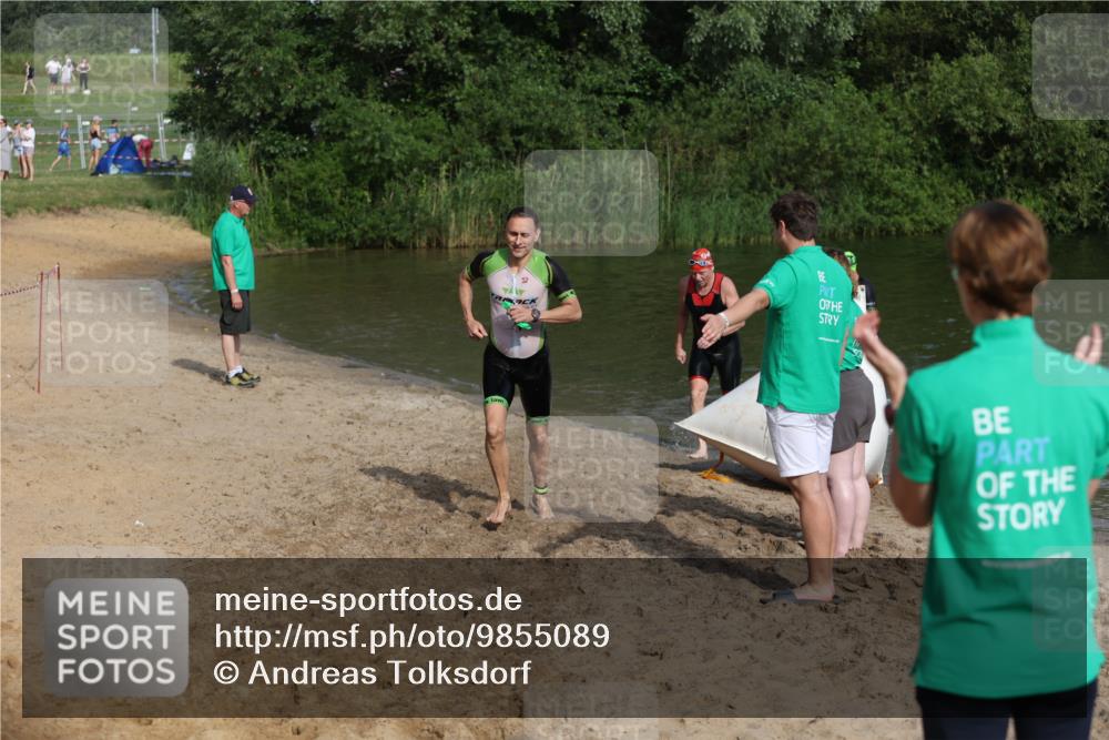 21.06.2026 - 29. Vierlanden-Triathlon Andreas Tolksdorf http://msf.ph/oto/9855089 21.06.2026 08:50:44 Schwimmen 100, 163, 179, 1353 meine-sportfotos.de