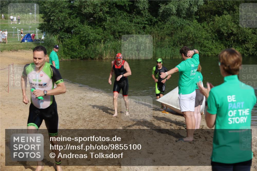 21.06.2026 - 29. Vierlanden-Triathlon Andreas Tolksdorf http://msf.ph/oto/9855100 21.06.2026 08:50:46 Schwimmen 100, 163, 179, 1353 meine-sportfotos.de