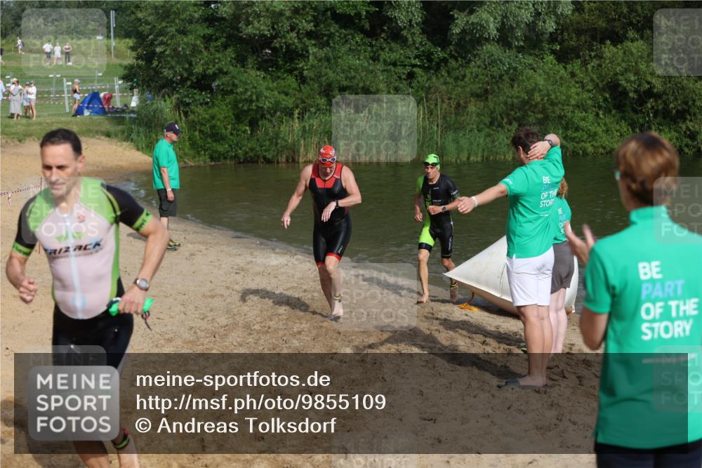 21.06.2026 - 29. Vierlanden-Triathlon Andreas Tolksdorf http://msf.ph/oto/9855109 21.06.2026 08:50:46 Schwimmen 100, 163, 179, 1353 meine-sportfotos.de