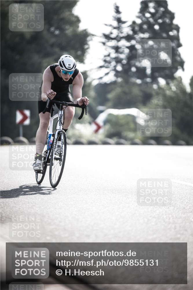 21.06.2026 - 29. Vierlanden-Triathlon H.Heesch http://msf.ph/oto/9855131 21.06.2026 08:50:55 Radfahren 14, 78, 82 meine-sportfotos.de
