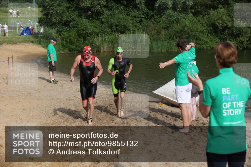 21.06.2026 - 29. Vierlanden-Triathlon Andreas Tolksdorf http://msf.ph/oto/9855132 21.06.2026 08:50:48 Schwimmen 100, 163, 179, 1353 meine-sportfotos.de