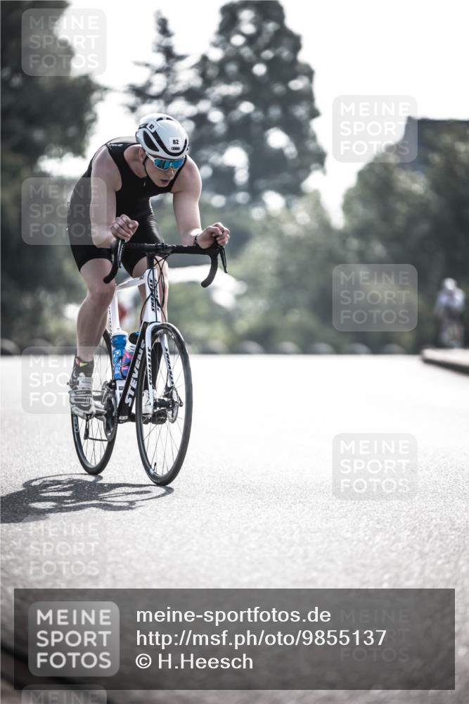 21.06.2026 - 29. Vierlanden-Triathlon H.Heesch http://msf.ph/oto/9855137 21.06.2026 08:50:56 Radfahren 14, 78, 82 meine-sportfotos.de