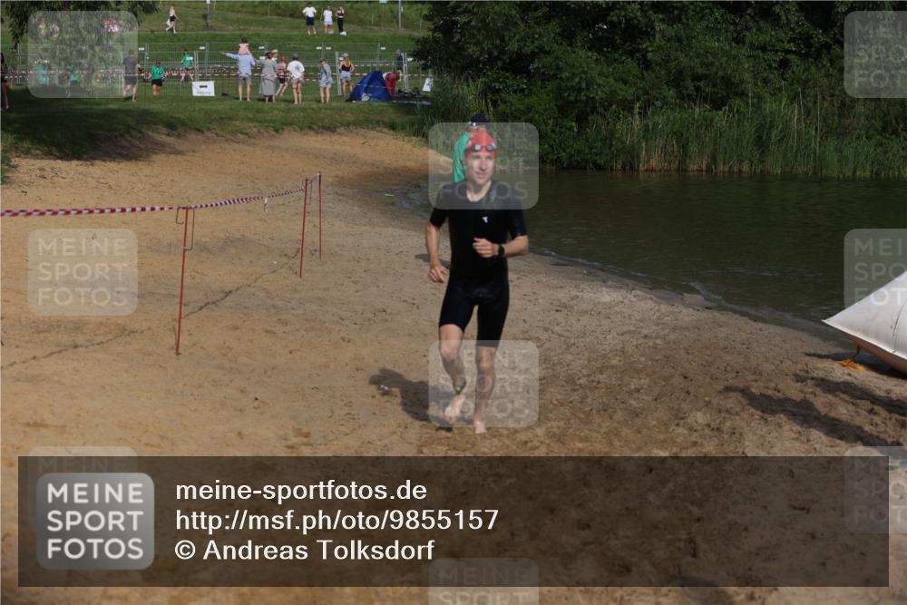 21.06.2026 - 29. Vierlanden-Triathlon Andreas Tolksdorf http://msf.ph/oto/9855157 21.06.2026 08:50:57 Schwimmen 71, 100, 1353 meine-sportfotos.de