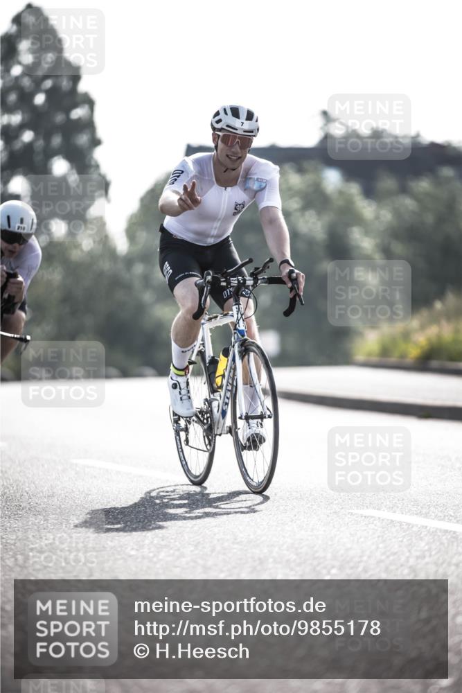 21.06.2026 - 29. Vierlanden-Triathlon H.Heesch http://msf.ph/oto/9855178 21.06.2026 08:51:05 Radfahren 7, 210 meine-sportfotos.de