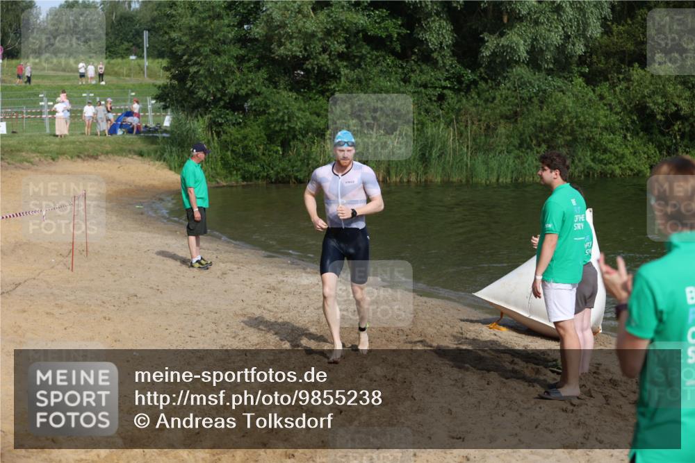 21.06.2026 - 29. Vierlanden-Triathlon Andreas Tolksdorf http://msf.ph/oto/9855238 21.06.2026 08:51:11 Schwimmen 50, 68 meine-sportfotos.de