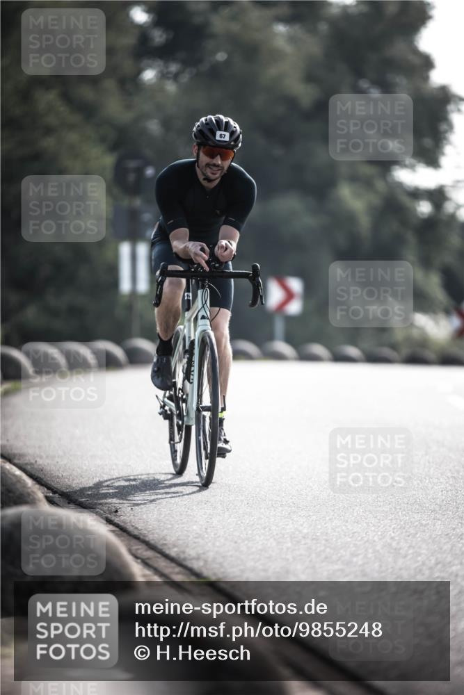 21.06.2026 - 29. Vierlanden-Triathlon H.Heesch http://msf.ph/oto/9855248 21.06.2026 08:51:53 Radfahren 67 meine-sportfotos.de