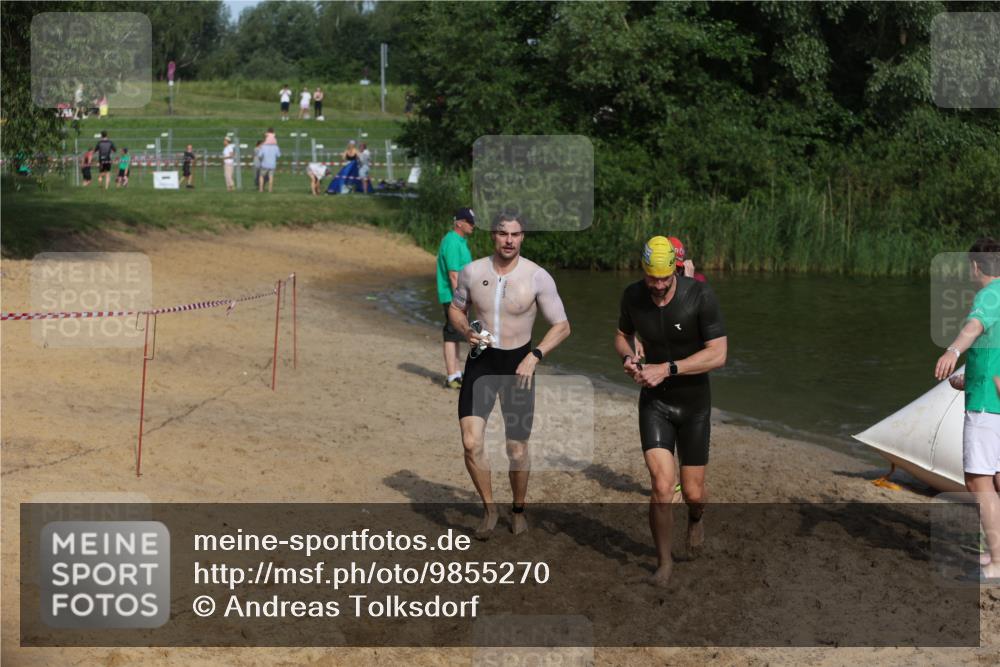 21.06.2026 - 29. Vierlanden-Triathlon Andreas Tolksdorf http://msf.ph/oto/9855270 21.06.2026 08:51:29 Schwimmen 81, 157, 161, 204 meine-sportfotos.de