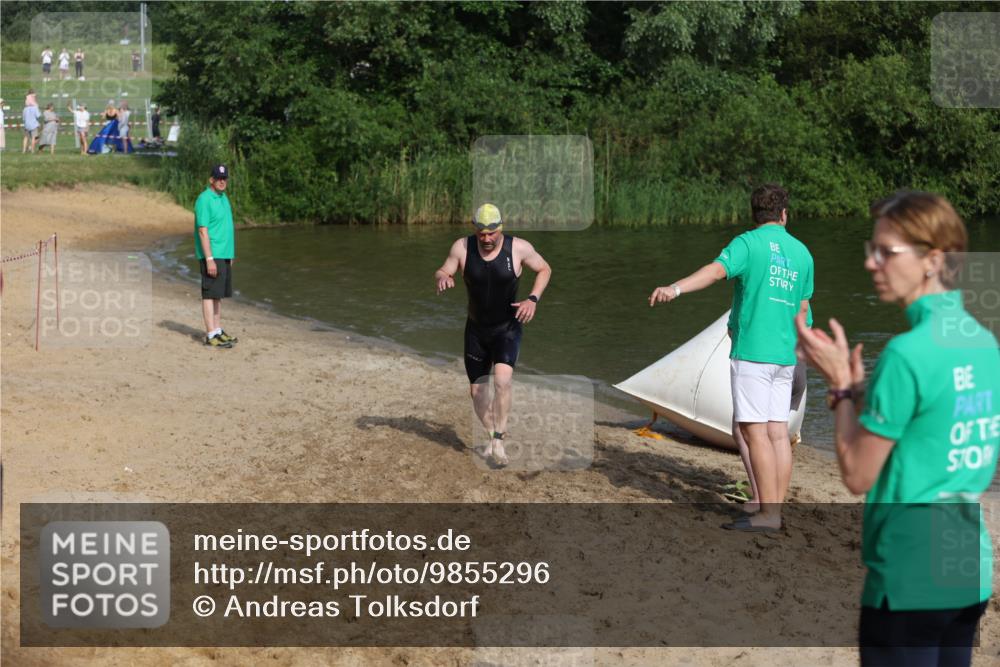 21.06.2026 - 29. Vierlanden-Triathlon Andreas Tolksdorf http://msf.ph/oto/9855296 21.06.2026 08:51:32 Schwimmen 81, 157, 161, 204 meine-sportfotos.de