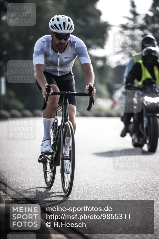 21.06.2026 - 29. Vierlanden-Triathlon H.Heesch http://msf.ph/oto/9855311 21.06.2026 08:52:12 Radfahren 27, 38, 99 meine-sportfotos.de