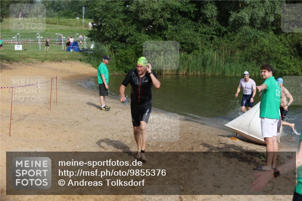 21.06.2026 - 29. Vierlanden-Triathlon Andreas Tolksdorf http://msf.ph/oto/9855376 21.06.2026 08:52:09 Schwimmen 5, 58, 171 meine-sportfotos.de