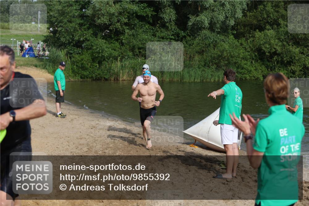 21.06.2026 - 29. Vierlanden-Triathlon Andreas Tolksdorf http://msf.ph/oto/9855392 21.06.2026 08:52:11 Schwimmen 5, 58, 171, 181 meine-sportfotos.de