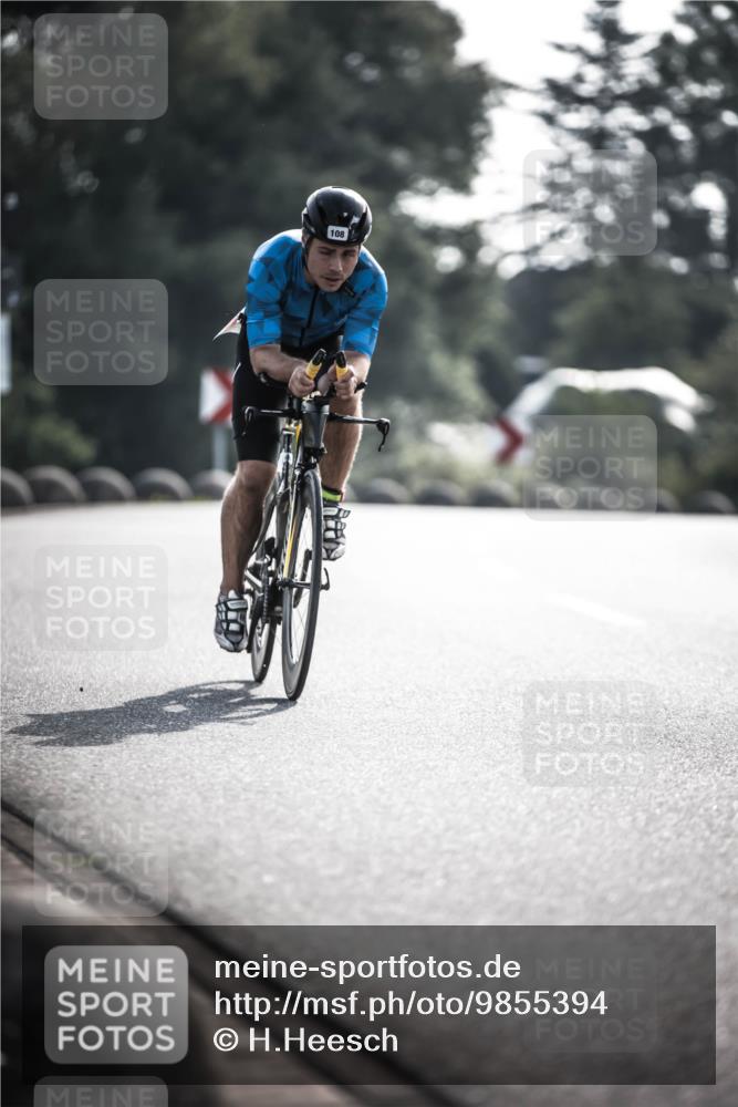 21.06.2026 - 29. Vierlanden-Triathlon H.Heesch http://msf.ph/oto/9855394 21.06.2026 08:52:29 Radfahren 56, 108 meine-sportfotos.de