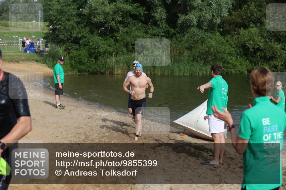 21.06.2026 - 29. Vierlanden-Triathlon Andreas Tolksdorf http://msf.ph/oto/9855399 21.06.2026 08:52:12 Schwimmen 5, 58, 171, 181 meine-sportfotos.de
