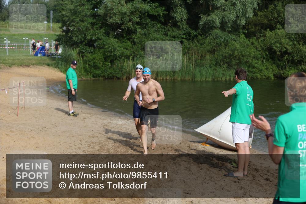 21.06.2026 - 29. Vierlanden-Triathlon Andreas Tolksdorf http://msf.ph/oto/9855411 21.06.2026 08:52:12 Schwimmen 5, 58, 171, 181 meine-sportfotos.de