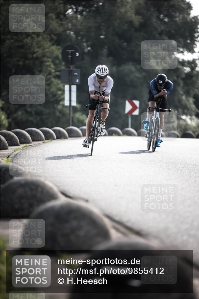 21.06.2026 - 29. Vierlanden-Triathlon H.Heesch http://msf.ph/oto/9855412 21.06.2026 08:52:41 Radfahren 154, 184 meine-sportfotos.de