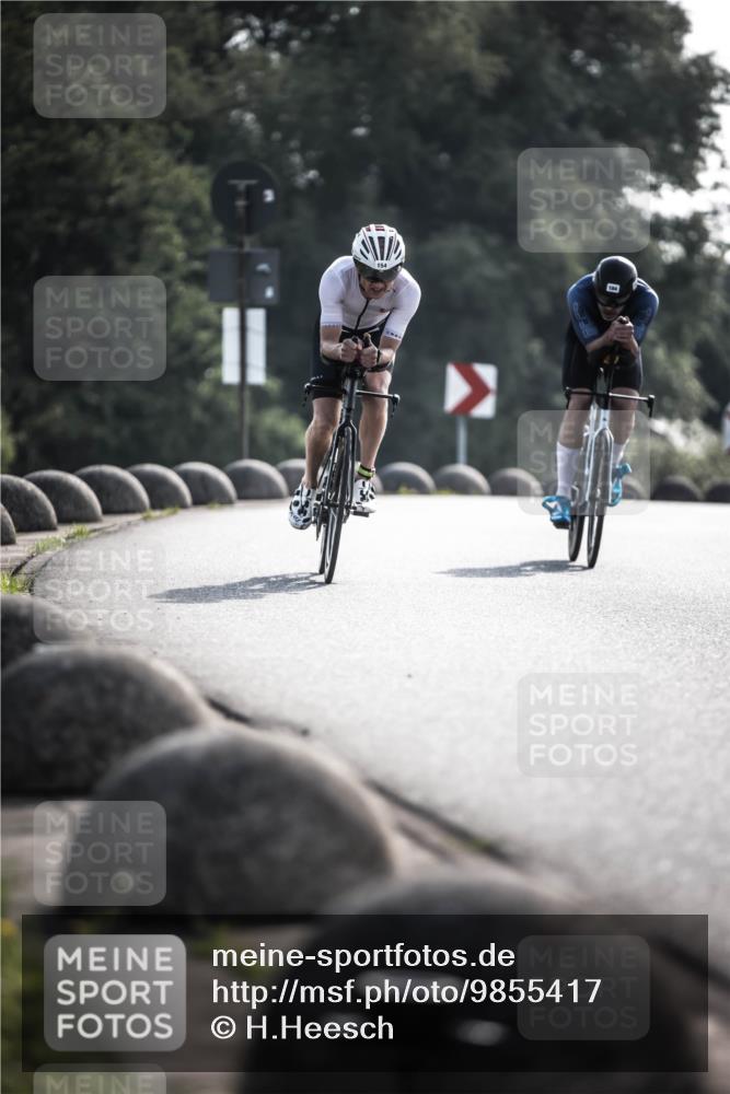 21.06.2026 - 29. Vierlanden-Triathlon H.Heesch http://msf.ph/oto/9855417 21.06.2026 08:52:42 Radfahren 154, 184 meine-sportfotos.de