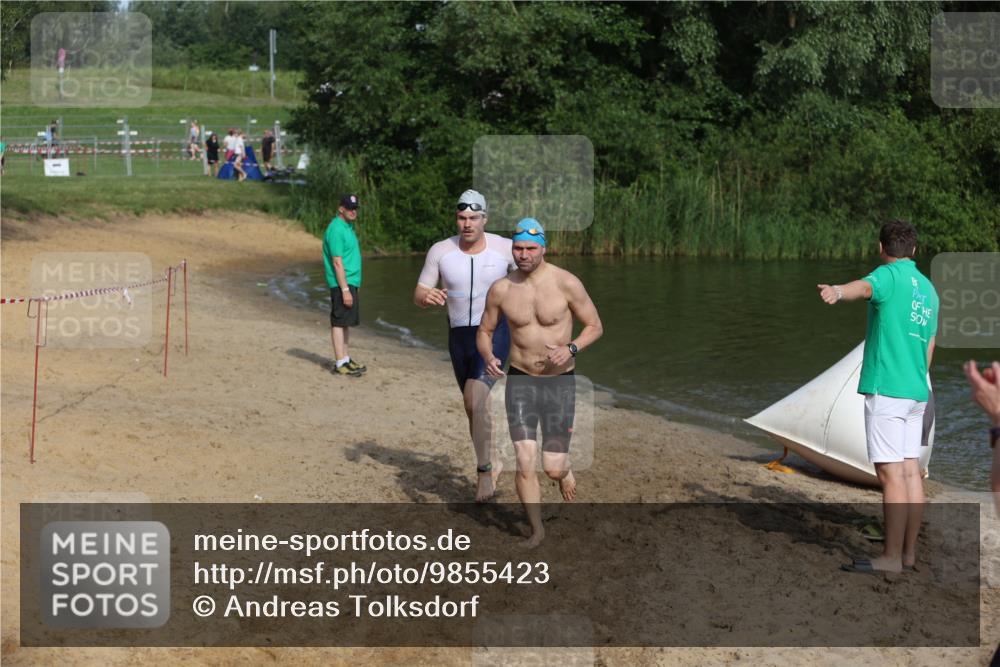 21.06.2026 - 29. Vierlanden-Triathlon Andreas Tolksdorf http://msf.ph/oto/9855423 21.06.2026 08:52:13 Schwimmen 5, 33, 58, 171, 181 meine-sportfotos.de