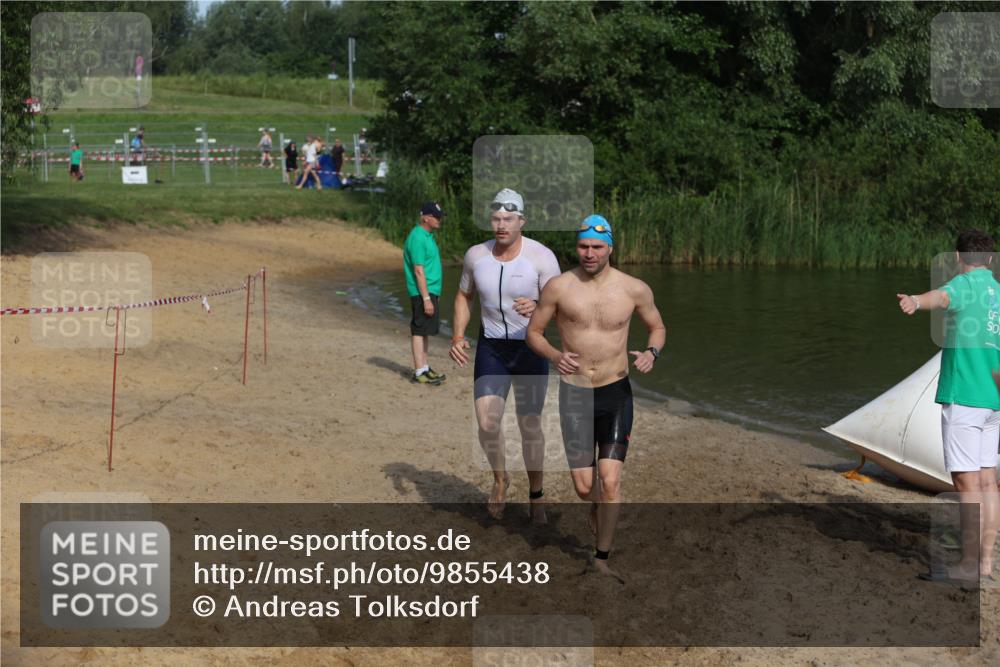 21.06.2026 - 29. Vierlanden-Triathlon Andreas Tolksdorf http://msf.ph/oto/9855438 21.06.2026 08:52:13 Schwimmen 5, 33, 58, 171, 181 meine-sportfotos.de