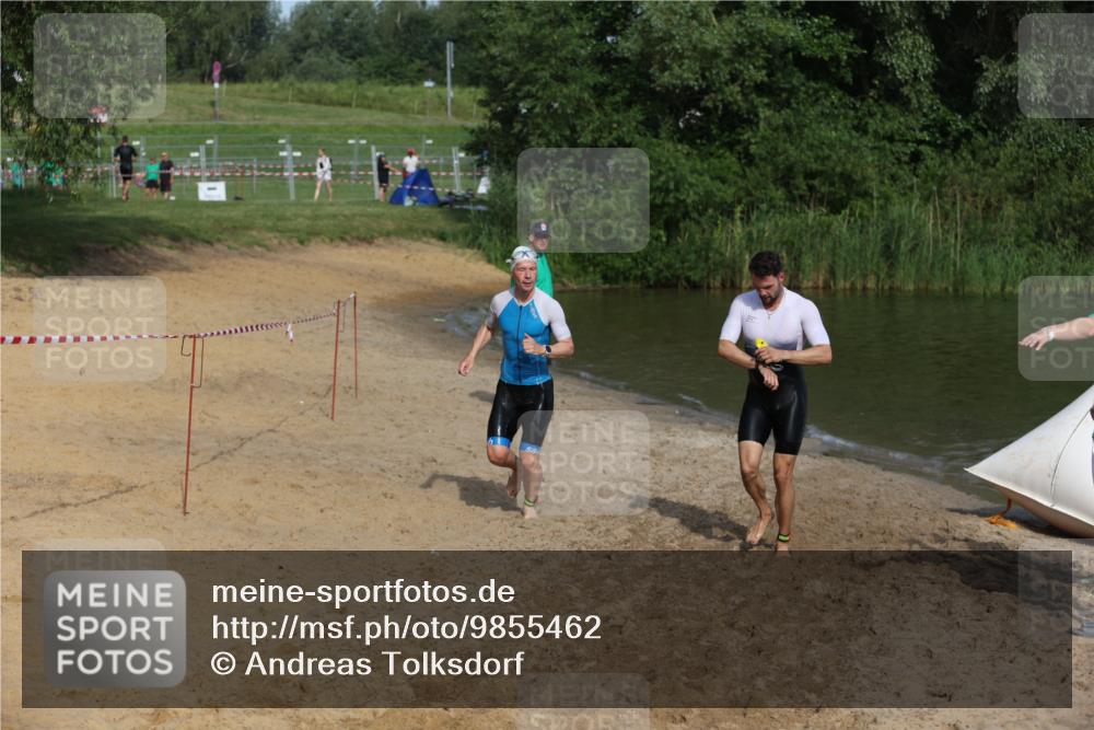 21.06.2026 - 29. Vierlanden-Triathlon Andreas Tolksdorf http://msf.ph/oto/9855462 21.06.2026 08:52:22 Schwimmen 33, 181 meine-sportfotos.de