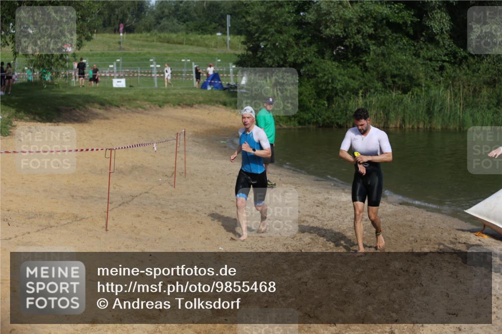 21.06.2026 - 29. Vierlanden-Triathlon Andreas Tolksdorf http://msf.ph/oto/9855468 21.06.2026 08:52:22 Schwimmen 33, 181 meine-sportfotos.de