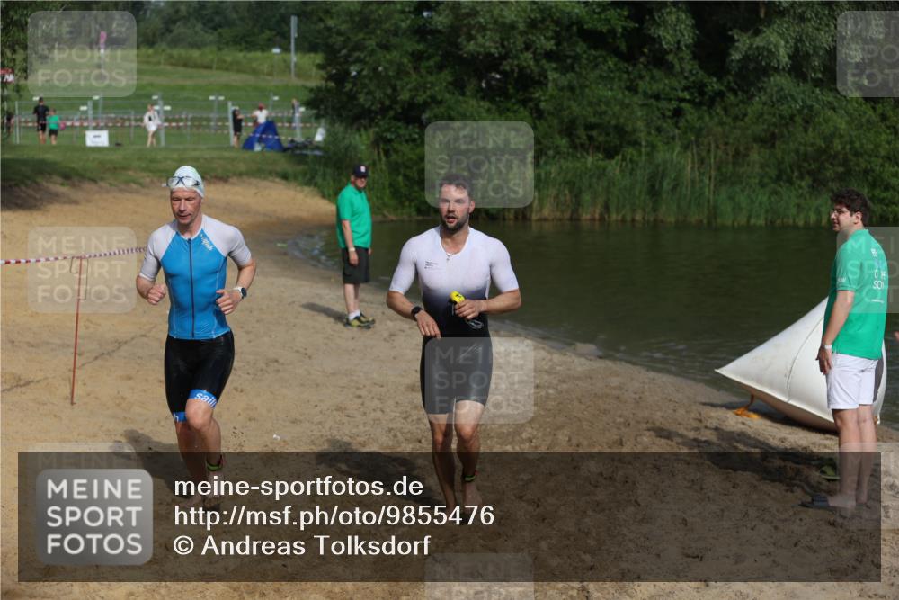 21.06.2026 - 29. Vierlanden-Triathlon Andreas Tolksdorf http://msf.ph/oto/9855476 21.06.2026 08:52:23 Schwimmen 33, 181 meine-sportfotos.de