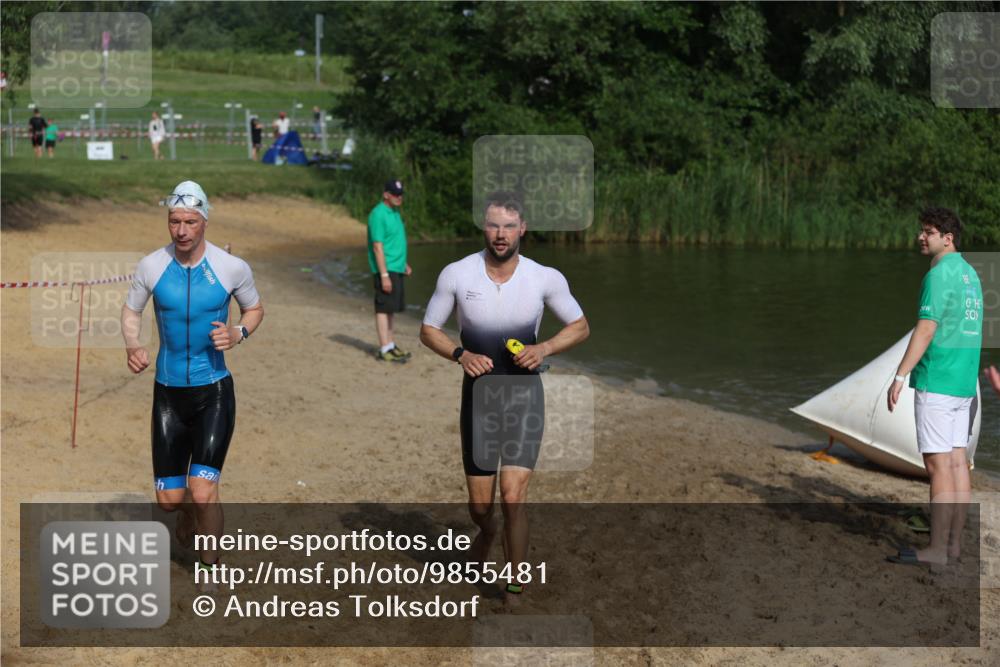 21.06.2026 - 29. Vierlanden-Triathlon Andreas Tolksdorf http://msf.ph/oto/9855481 21.06.2026 08:52:24 Schwimmen 33, 181 meine-sportfotos.de