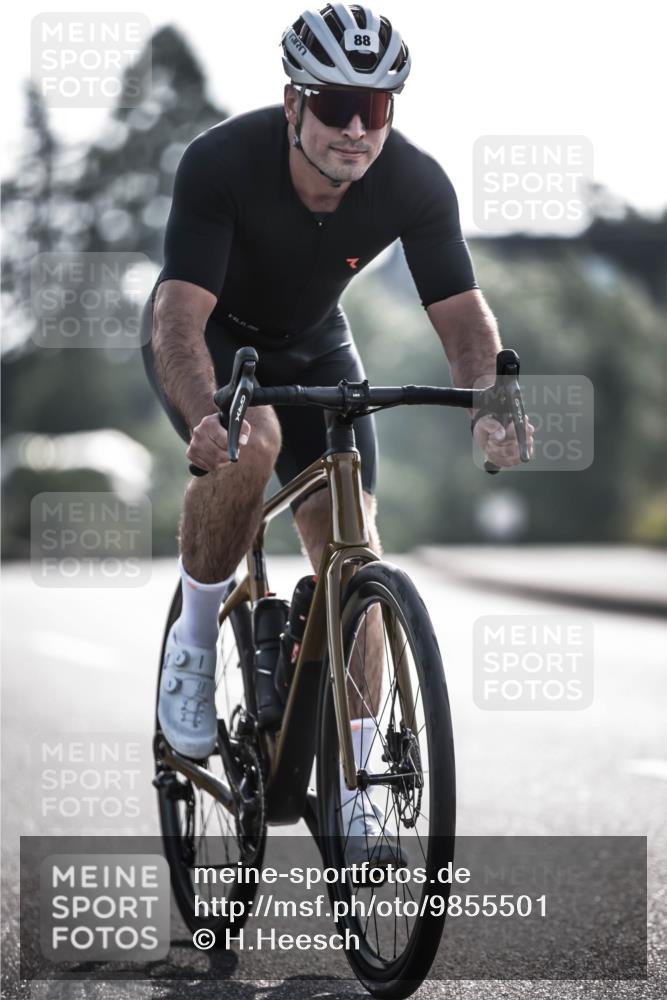 21.06.2026 - 29. Vierlanden-Triathlon H.Heesch http://msf.ph/oto/9855501 21.06.2026 08:53:33 Radfahren 88 meine-sportfotos.de