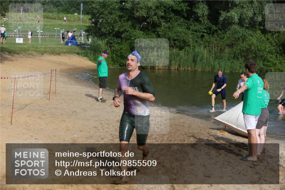 21.06.2026 - 29. Vierlanden-Triathlon Andreas Tolksdorf http://msf.ph/oto/9855509 21.06.2026 08:52:38 Schwimmen 22, 98, 167, 195 meine-sportfotos.de