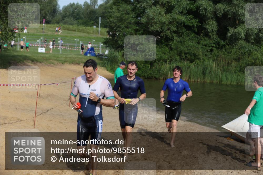 21.06.2026 - 29. Vierlanden-Triathlon Andreas Tolksdorf http://msf.ph/oto/9855518 21.06.2026 08:52:44 Schwimmen 22, 98, 195 meine-sportfotos.de