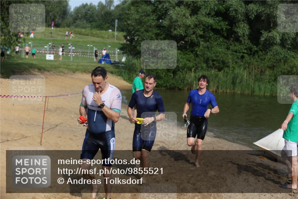 21.06.2026 - 29. Vierlanden-Triathlon Andreas Tolksdorf http://msf.ph/oto/9855521 21.06.2026 08:52:44 Schwimmen 22, 98, 195 meine-sportfotos.de